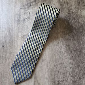 Izod Tie